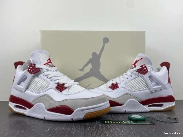 Nike DR5415-160 4 SB x Jordan Air 1105